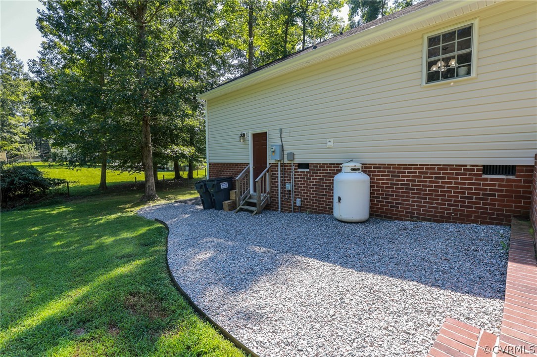 11706 Corte Castle Road Chesterfield, VA 23838 - Photo 41 of 44 a view of outdoor space yard and patio