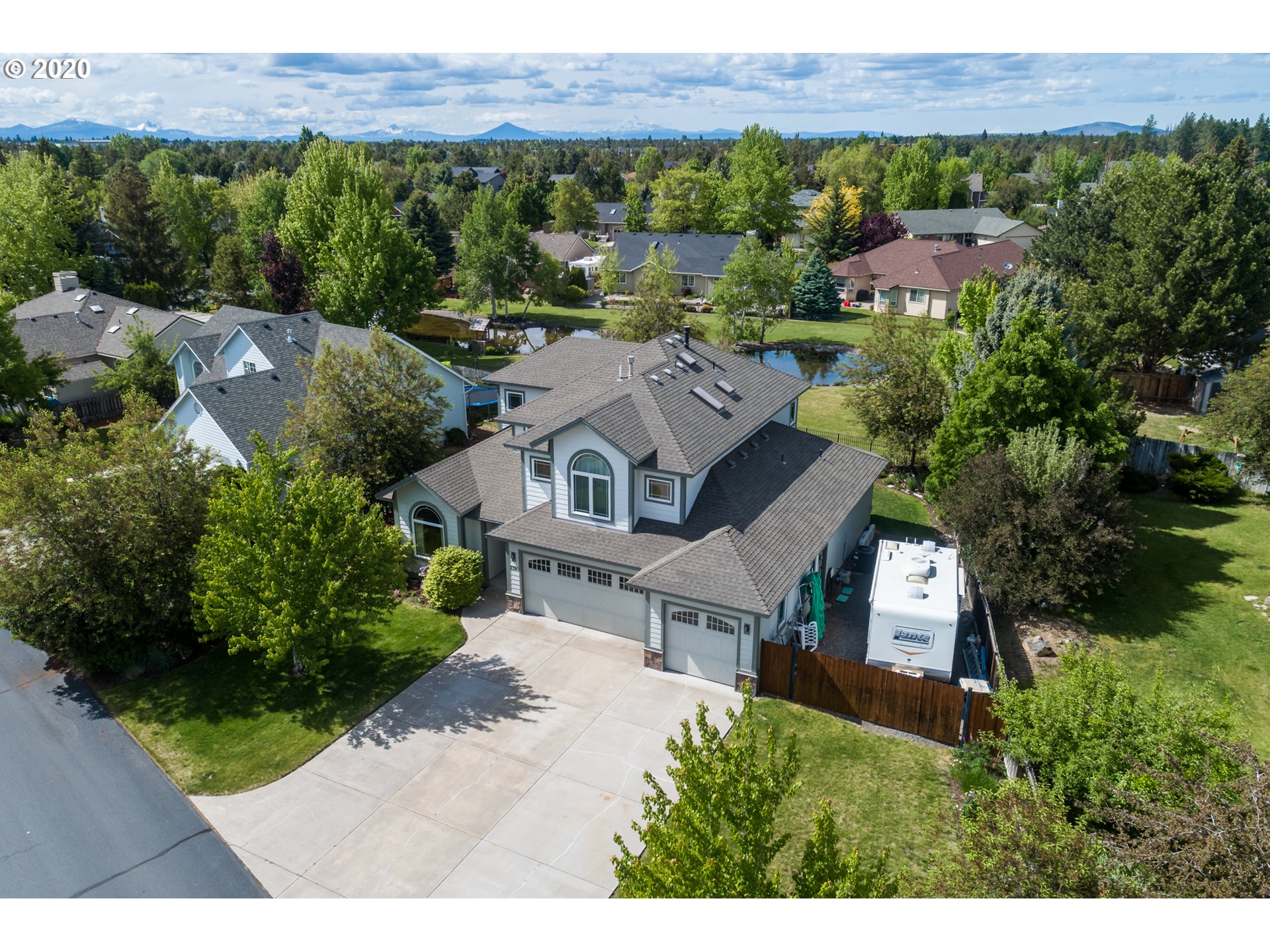 3390 Northeast Stonebrook Loop Bend, OR 97701 - Photo 3 of 29