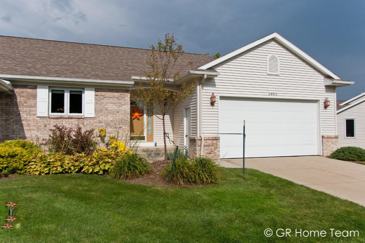 3663 Jason Ridge Lane Southwest, Unit 11 Grand Rapids, MI 49534 - Photo 1 of 41 001 - main - IMG_4050
