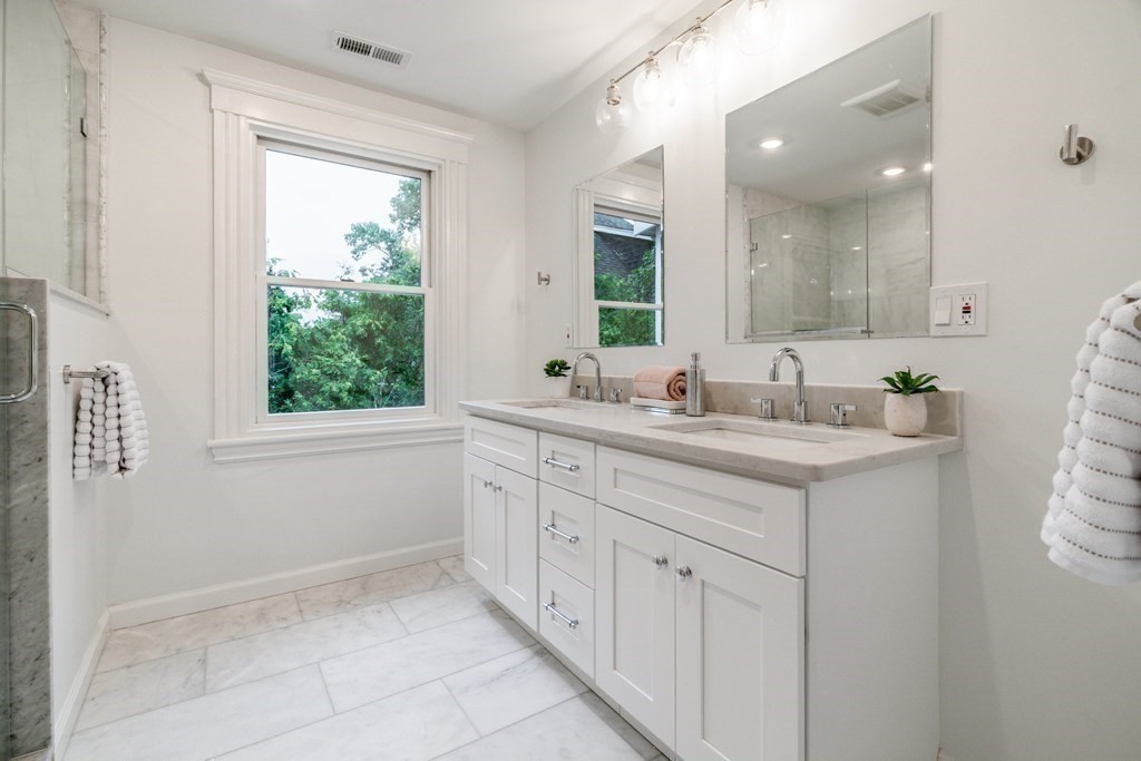 21 Arborough Road Boston, MA 02131 - Photo 19 of 42