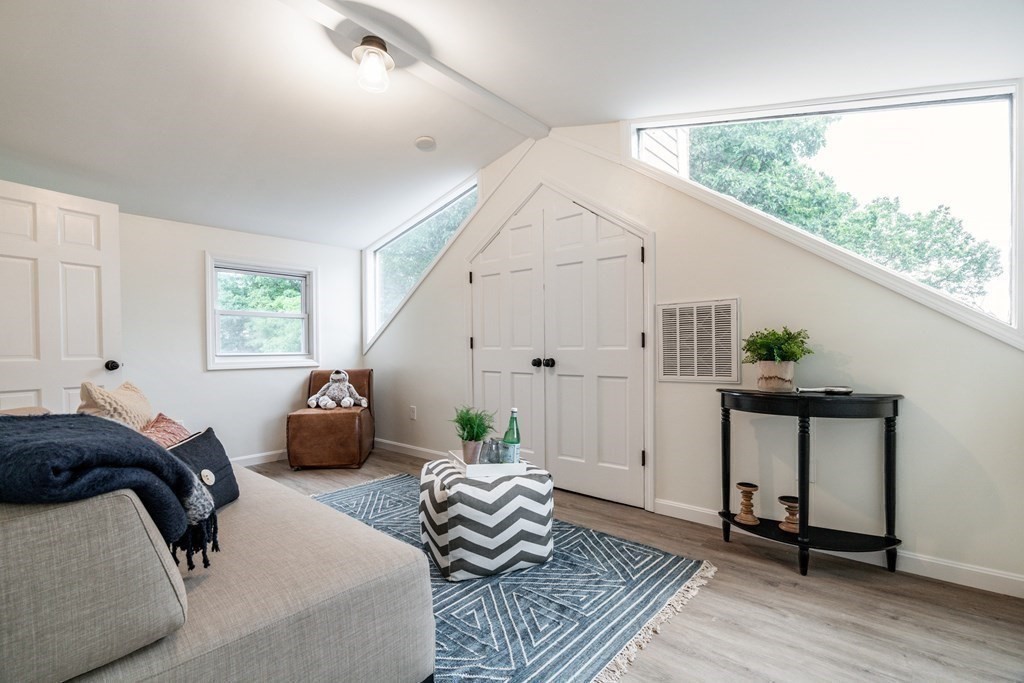 21 Arborough Road Boston, MA 02131 - Photo 32 of 42