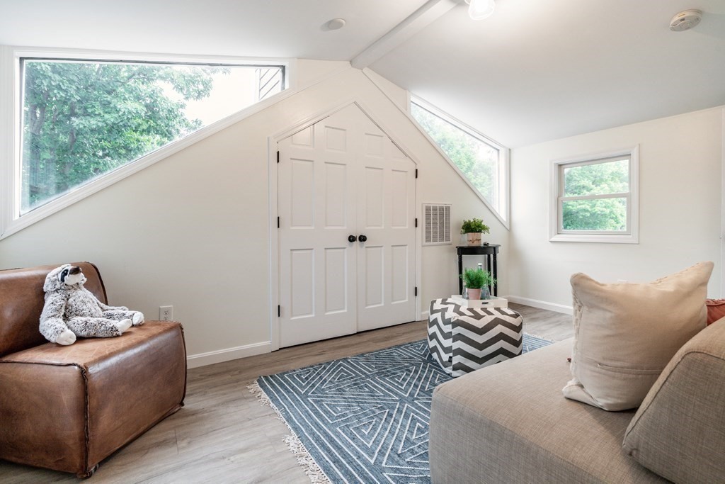 21 Arborough Road Boston, MA 02131 - Photo 34 of 42