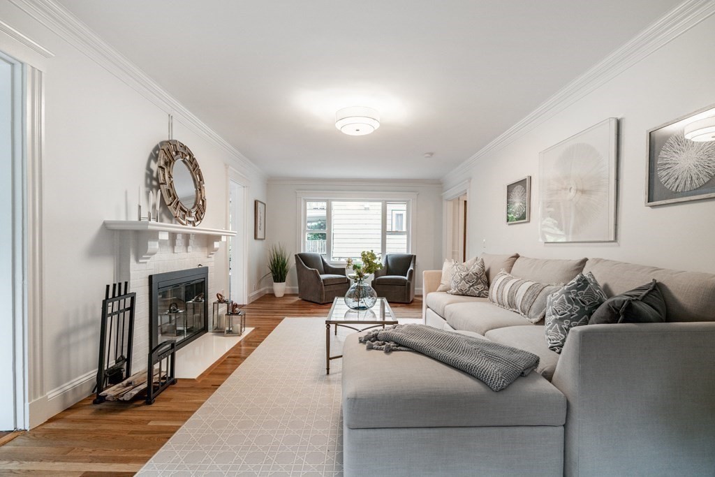 21 Arborough Road Boston, MA 02131 - Photo 4 of 42