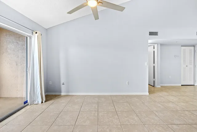 $2,200 | 7856 Sonoma Springs Circle, Unit 305, Lake Worth, FL 33463