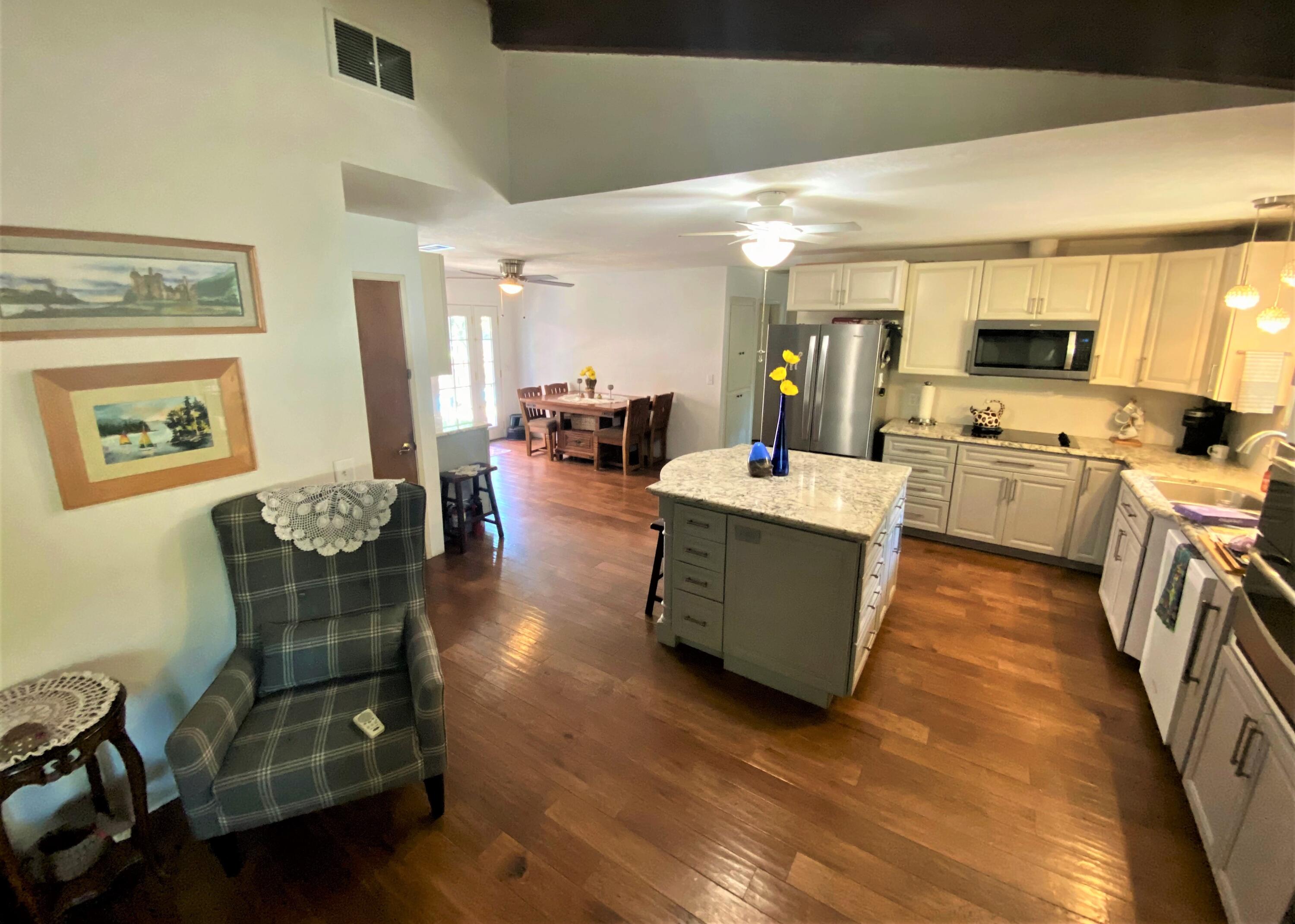 40968 Grouse Drive Three Rivers, CA 93271 - Photo 6 of 31 a living room with furniture and a flat screen tv