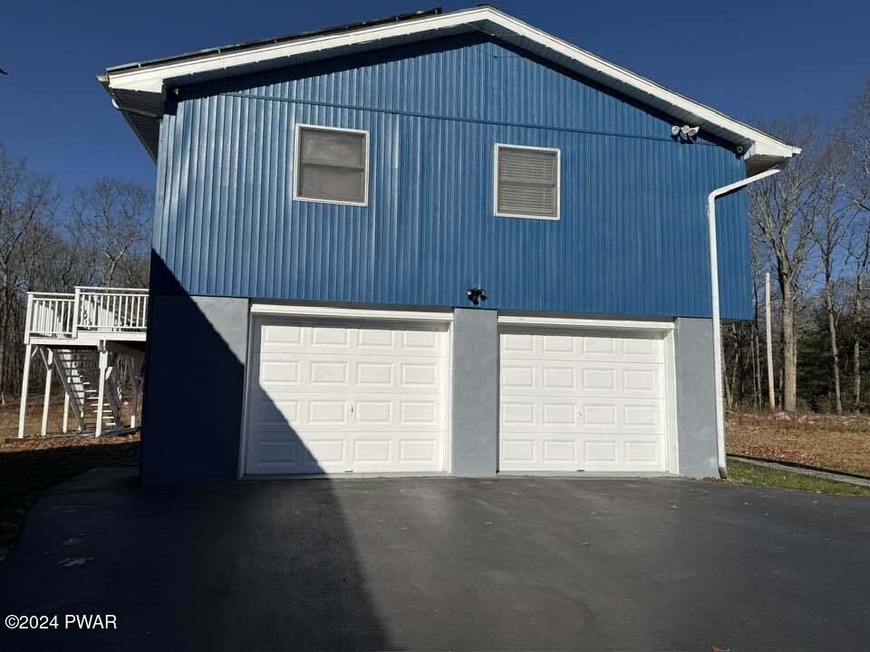 347 Rowland Road Greeley, PA 18425 - Photo 8 of 49 Side 2