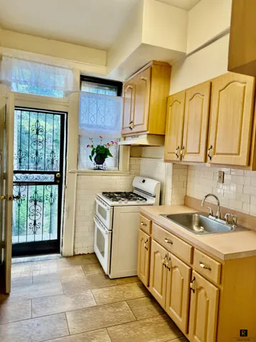 $2,300,000 | 1206 Union Street | Crown Heights