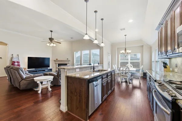 $2,350 | 17921 Misty Harbor Drive, Pflugerville, TX 78660