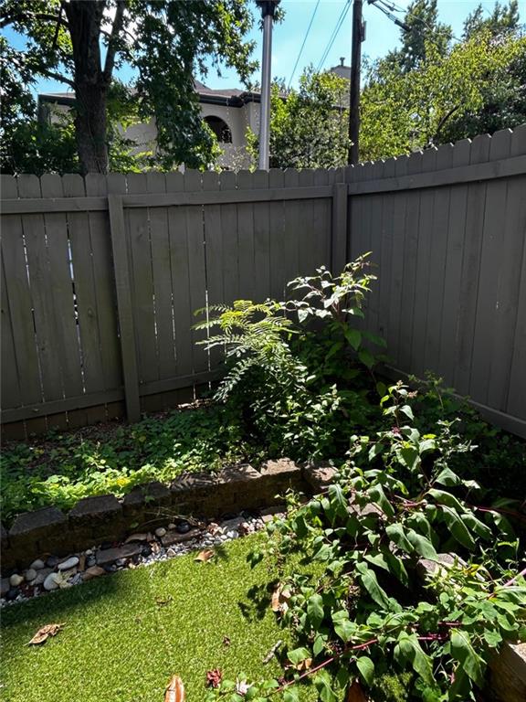 3501 Roswell Road, Unit 501 Atlanta, GA 30305 - Photo 6 of 27 Gallery Image 6