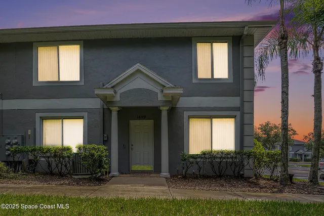 $2,300 | 18199 Paradise Point Drive, Tampa, FL 33647