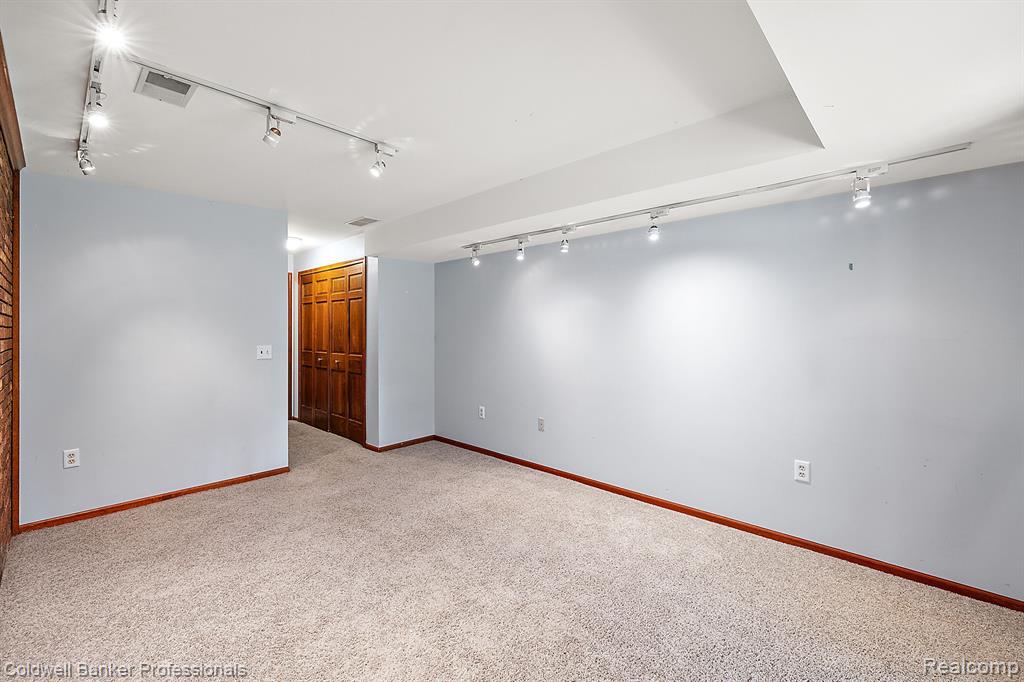 3543 Mitchell Road Metamora, MI 48455 - Photo 40 of 77