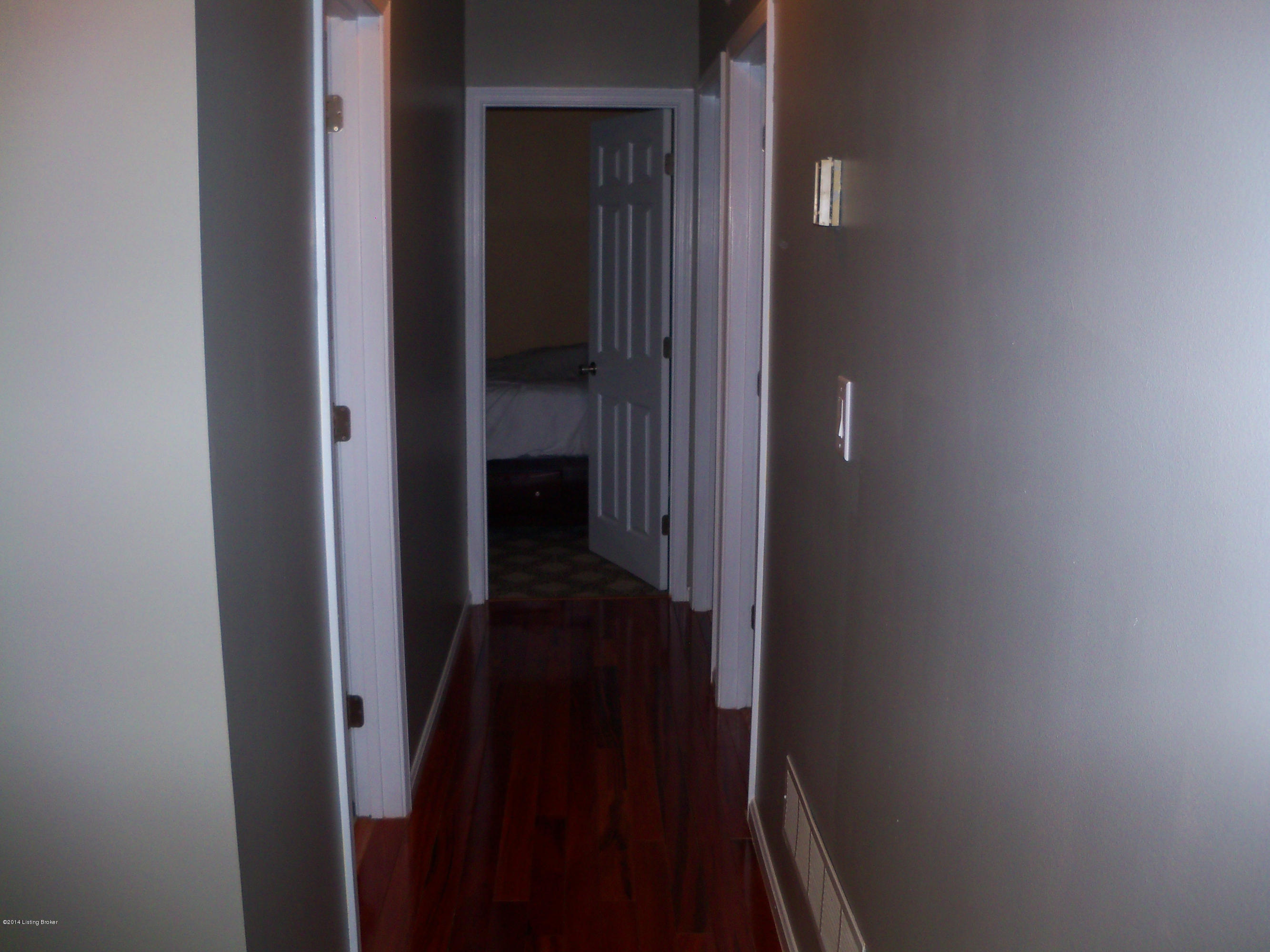 1685 Zoneton Road Shepherdsville, KY 40165 - Photo 13 of 33 1685 Zoneton Rd 006