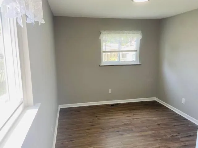 $179,900 | 8627 Robindale Avenue, Dearborn Heights, MI 48127