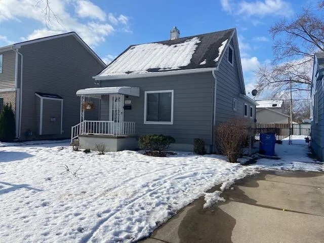 $179,900 | 8627 Robindale Avenue, Dearborn Heights, MI 48127