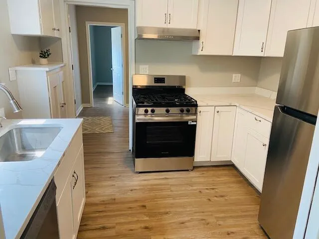 $179,900 | 8627 Robindale Avenue, Dearborn Heights, MI 48127