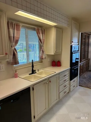 $229,000 | 132 Cabana Drive, Napa, CA 94558