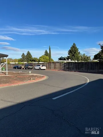 $229,000 | 132 Cabana Drive, Napa, CA 94558