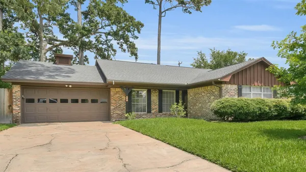 $4,000 | 442 Mignon Lane, Houston, TX 77024