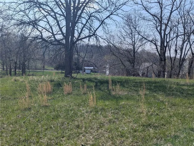 $18,000 | Lake Viking Terrace, Gallatin, MO 64640