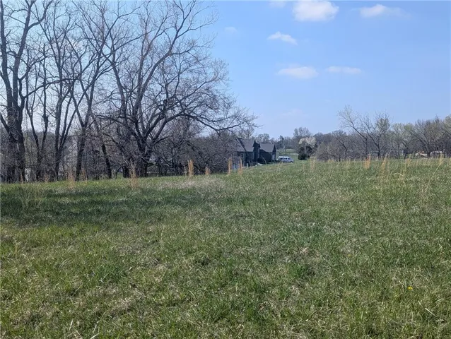 $18,000 | Lake Viking Terrace, Gallatin, MO 64640