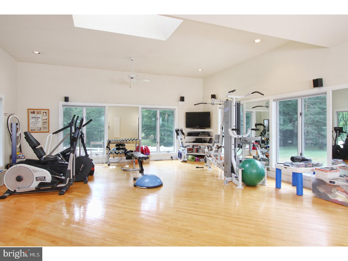 875 Cox Road Moorestown, NJ 08057 - Photo 19 of 26