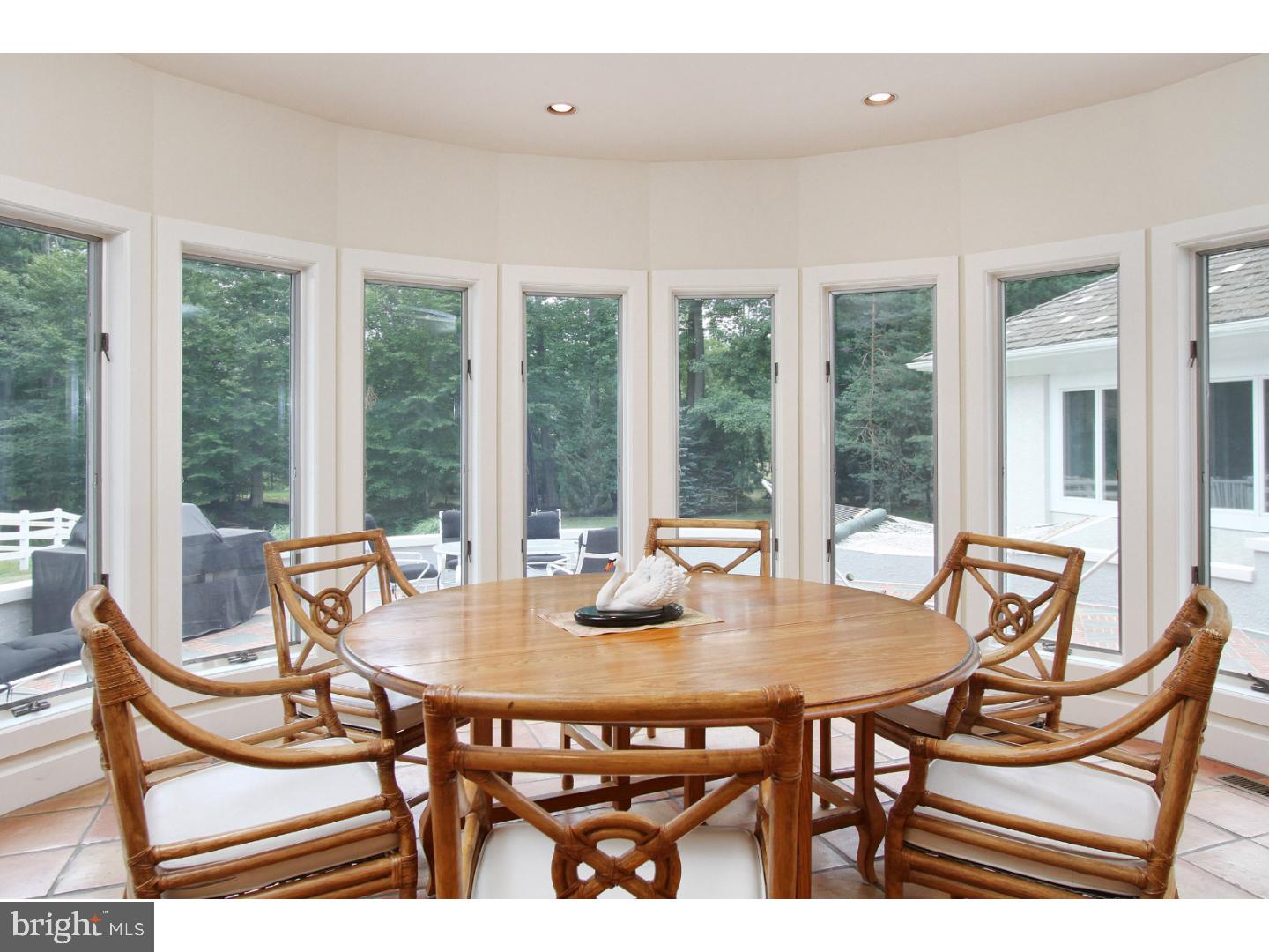 875 Cox Road Moorestown, NJ 08057 - Photo 5 of 26