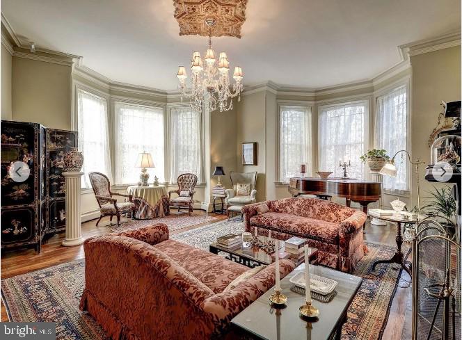 17 Logan Circle Northwest Washington, DC 20005 - Photo 11 of 43 Previous listing photo - Living Room