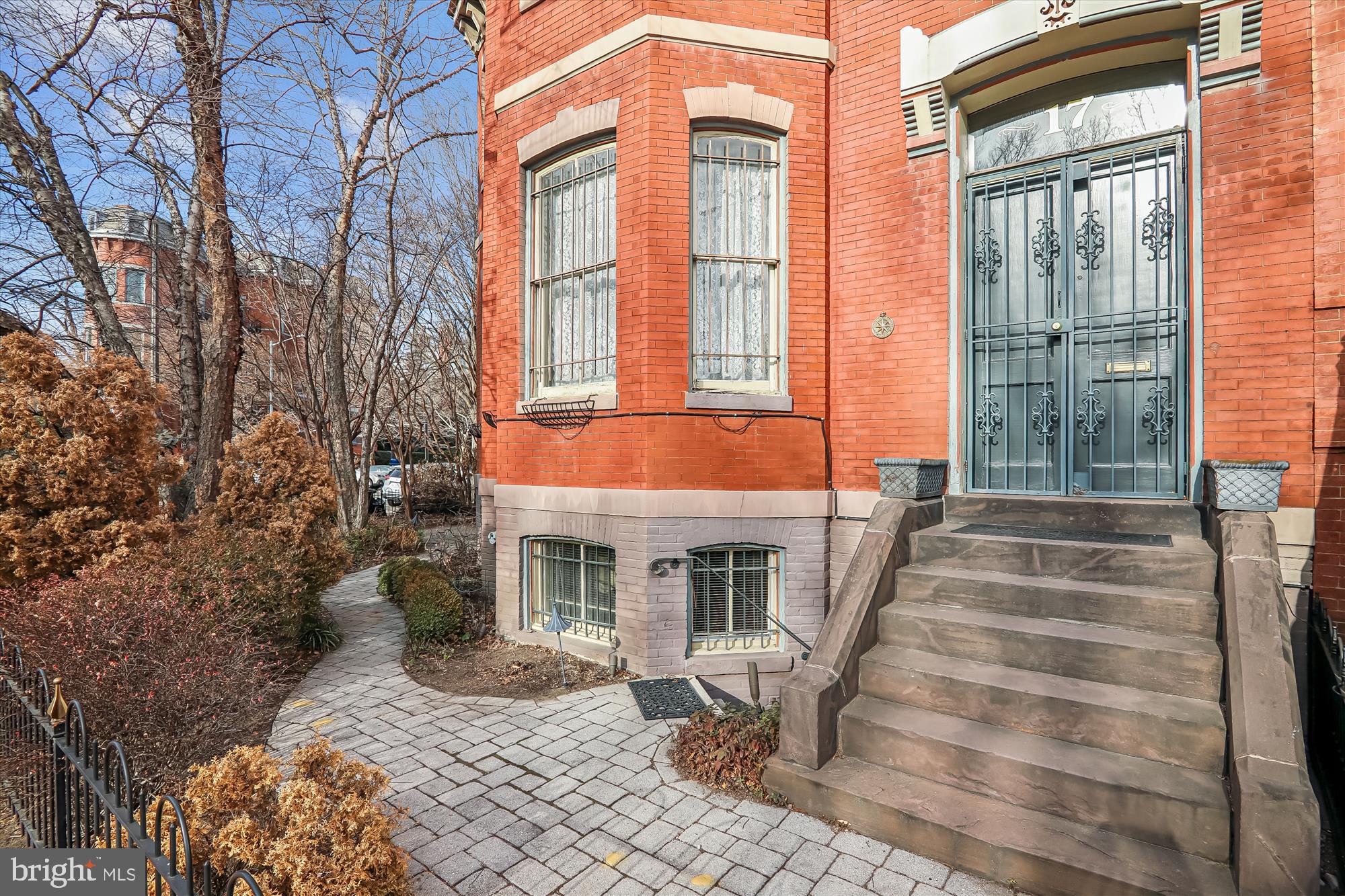 17 Logan Circle Northwest Washington, DC 20005 - Photo 32 of 43 Front Walk