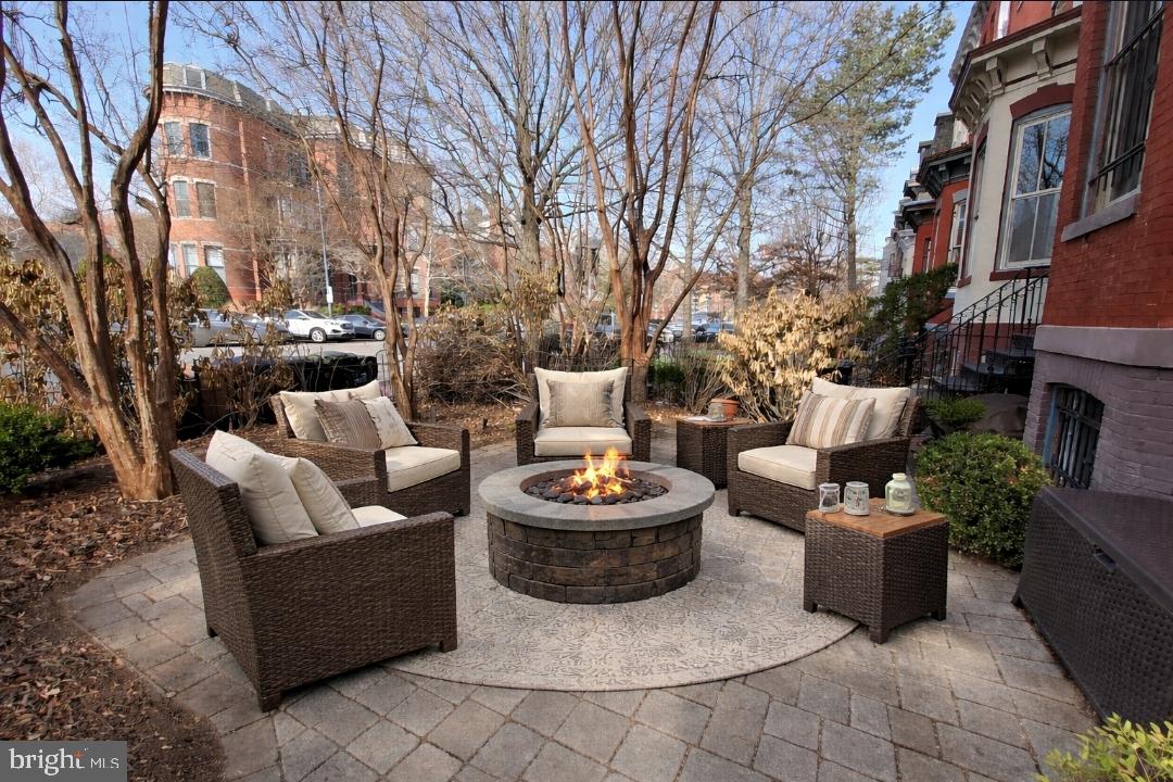 17 Logan Circle Northwest Washington, DC 20005 - Photo 33 of 43 Patio with virtual staging
