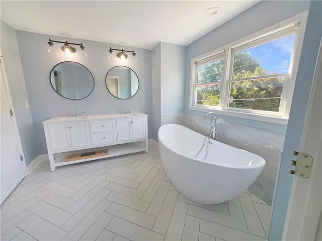 $2,800 | 136 Crumley Street Southeast, Atlanta, GA 30312