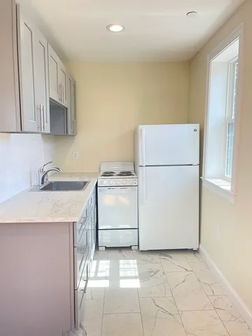 $1,500 | 325 Newport Avenue, Unit 36, Quincy, MA 02170