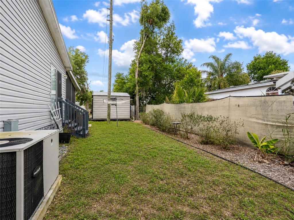 35201 Forest Lake Road Leesburg, FL 34788 - Photo 35 of 37