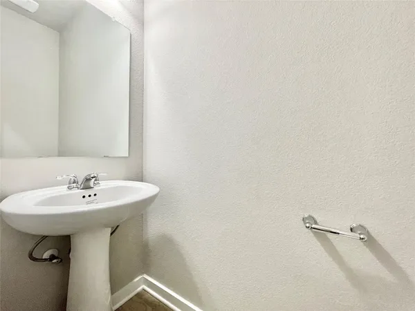 $2,295 | 2415 Lakey Cove, Leander, TX 78641