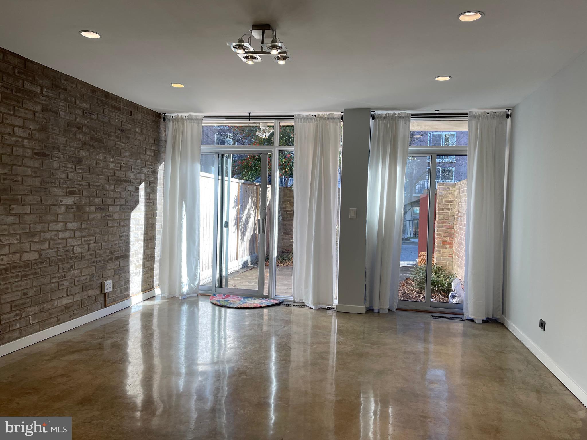 457 N Street Southwest Washington, DC 20024 - Photo 18 of 58