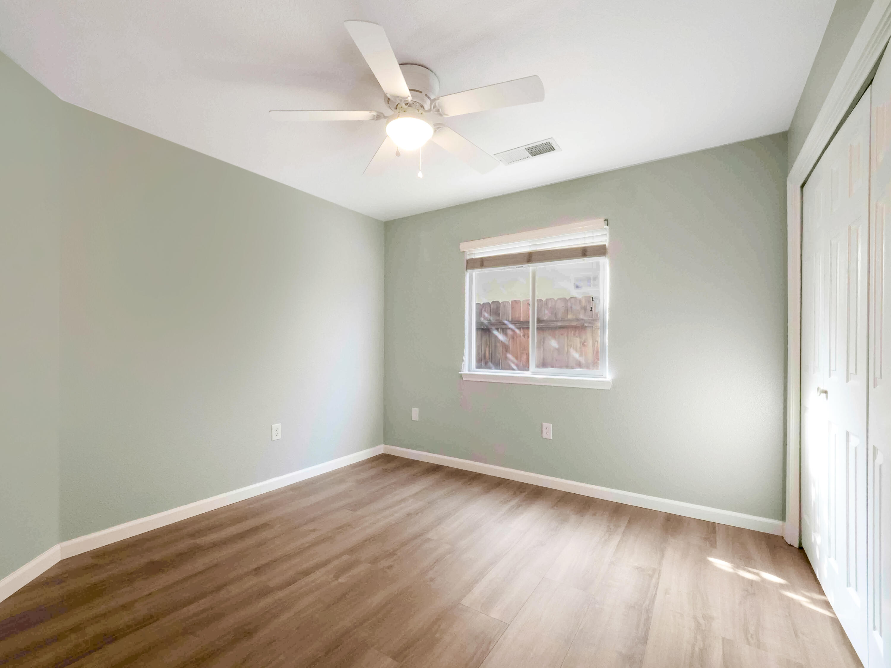 697 Leta Mae Court Exeter, CA 93221 - Photo 19 of 33 Bedroom 1