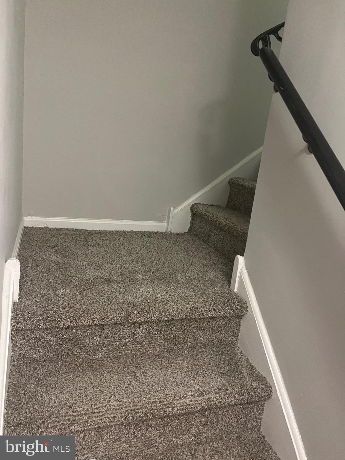 26 Hampton Gate Drive, Unit B Sicklerville, NJ 08081 - Photo 11 of 18 ENTRY
