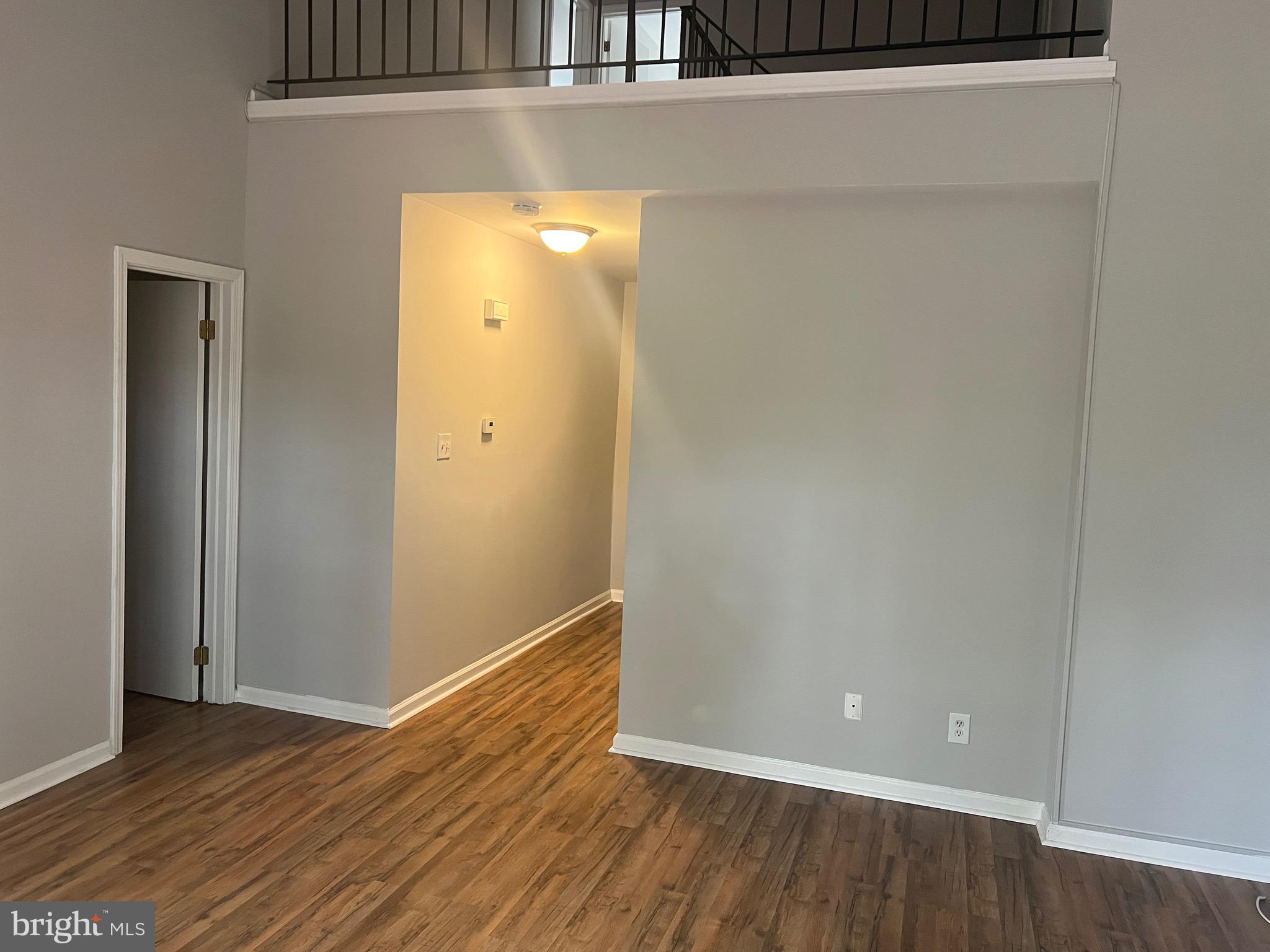 26 Hampton Gate Drive, Unit B Sicklerville, NJ 08081 - Photo 3 of 18 LIVINGROOM