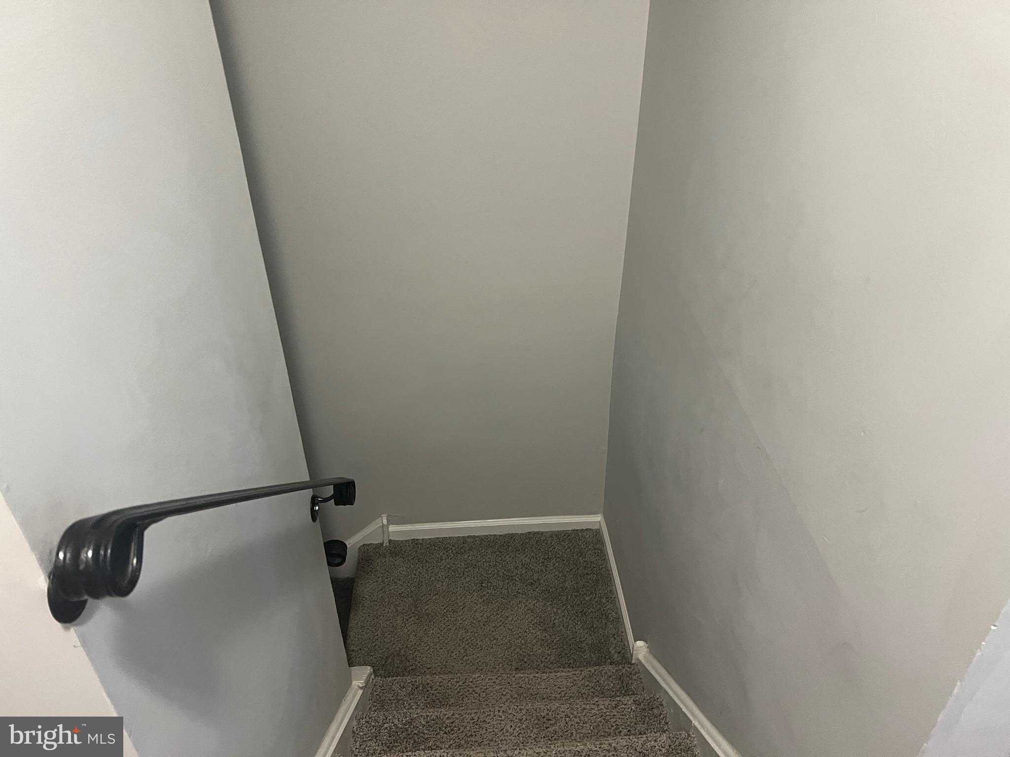 26 Hampton Gate Drive, Unit B Sicklerville, NJ 08081 - Photo 10 of 18 ENTRY WAY