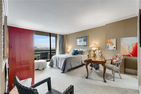 $629,000 | 2660 Peachtree Road Northwest, Unit 10H, Atlanta, GA 30305