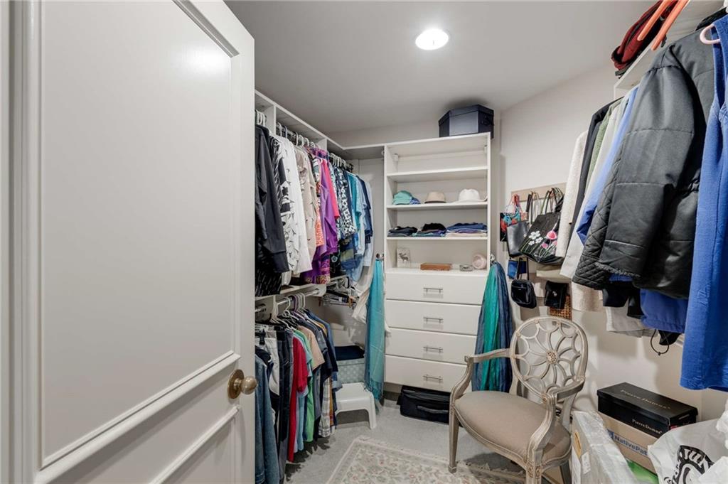 2660 Peachtree Road Northwest, Unit 10H Atlanta, GA 30305 - Photo 16 of 44