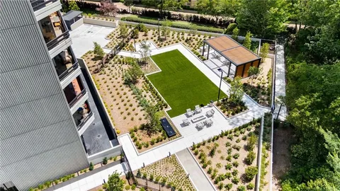 $629,000 | 2660 Peachtree Road Northwest, Unit 10H, Atlanta, GA 30305