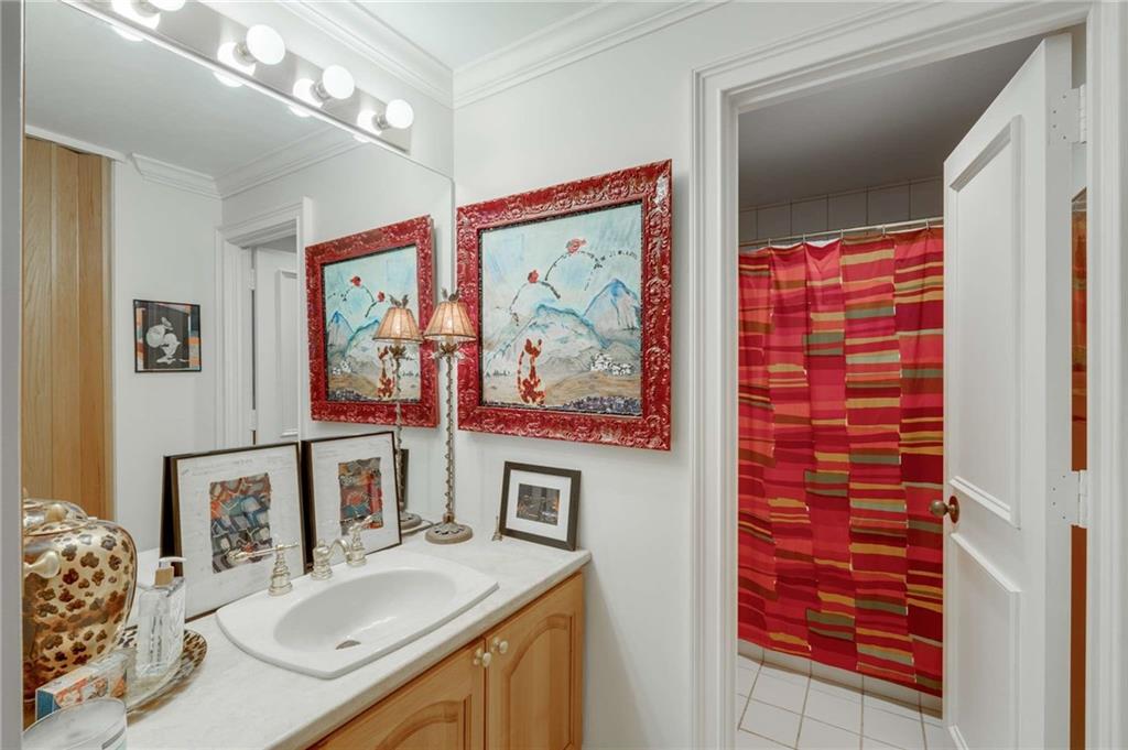 2660 Peachtree Road Northwest, Unit 10H Atlanta, GA 30305 - Photo 5 of 44