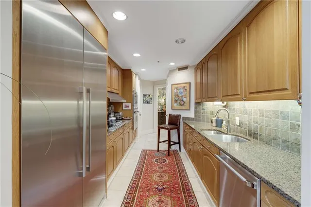 $665,000 | 2660 Peachtree Road Northwest, Unit 10H, Atlanta, GA 30305