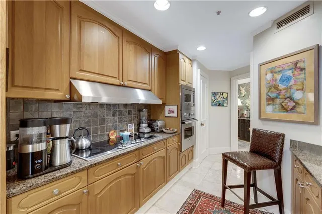 $665,000 | 2660 Peachtree Road Northwest, Unit 10H, Atlanta, GA 30305