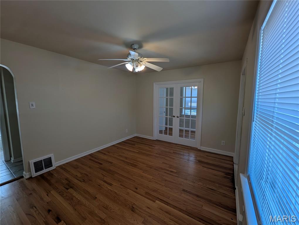 20 Derhake Road Florissant, MO 63031 - Photo 4 of 15