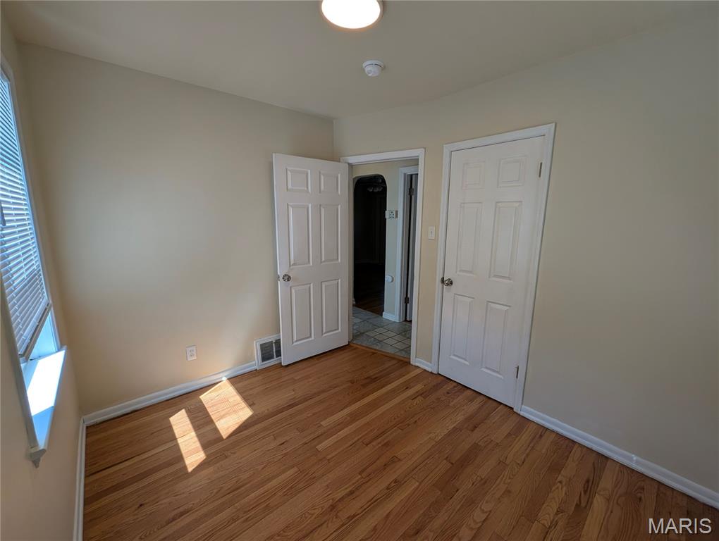 20 Derhake Road Florissant, MO 63031 - Photo 8 of 15