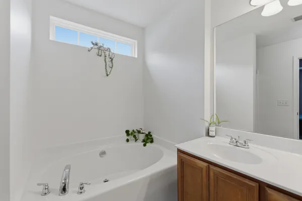 $385,000 | 305 Canal Court, Hermitage, TN 37076