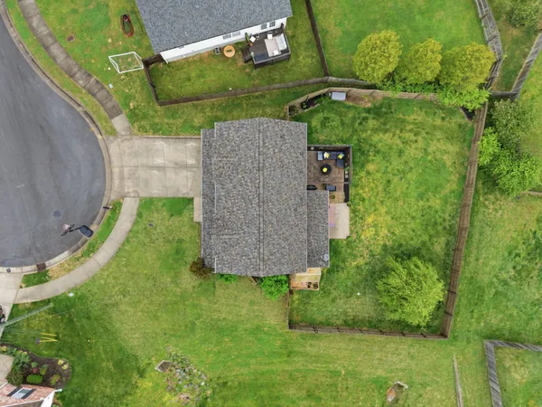 $385,000 | 305 Canal Court, Hermitage, TN 37076