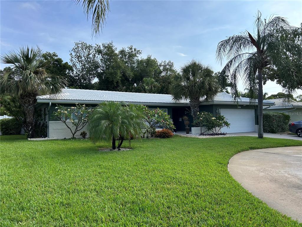 2058 Nursery Road Clearwater, FL 33764 - Photo 3 of 76