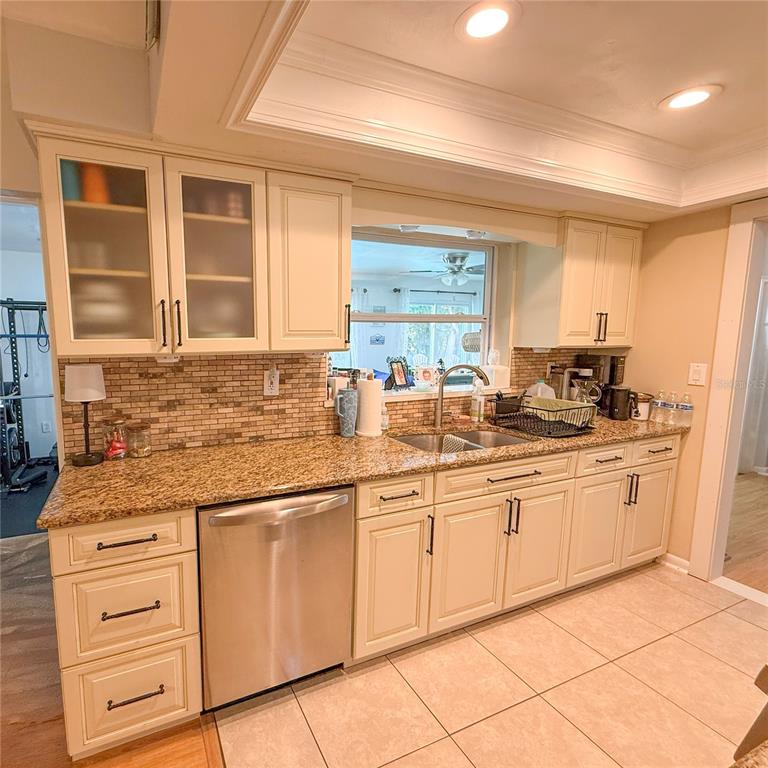 2058 Nursery Road Clearwater, FL 33764 - Photo 38 of 76